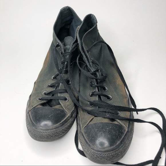 Converse black chuck taylor high tops